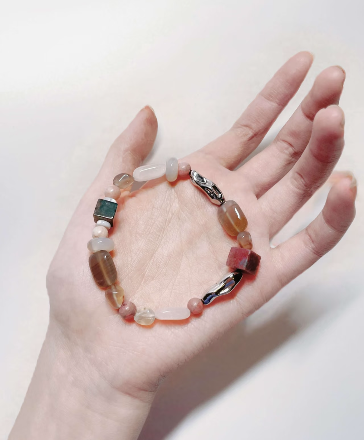 Wylora Metamorphosis Natural Agate Bracelet
