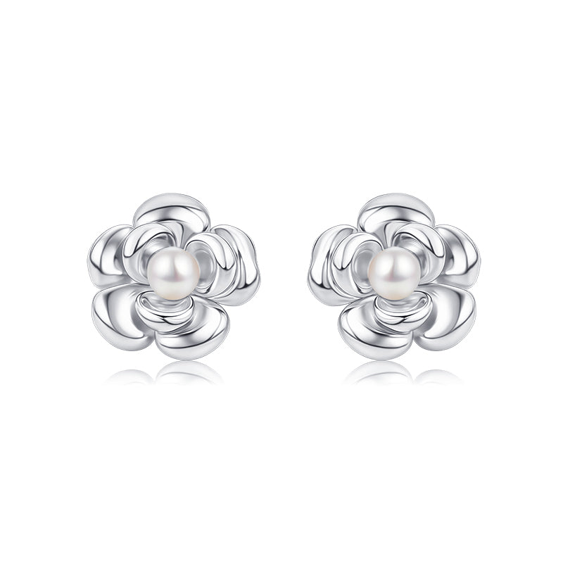 Floral Whispers Pearl Earrings