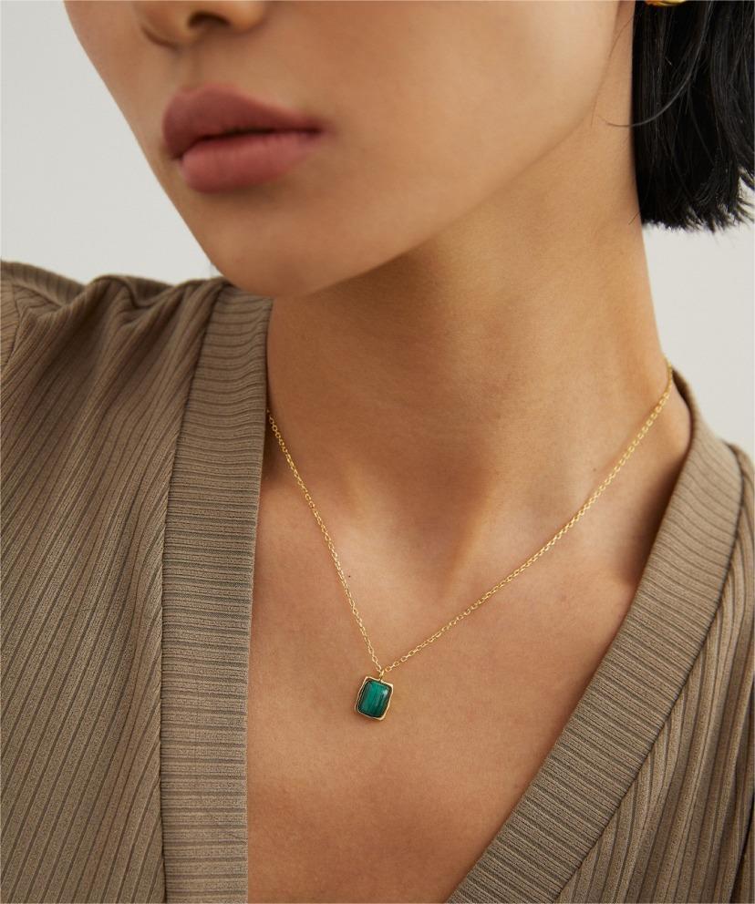 Emerald Radiance Necklace