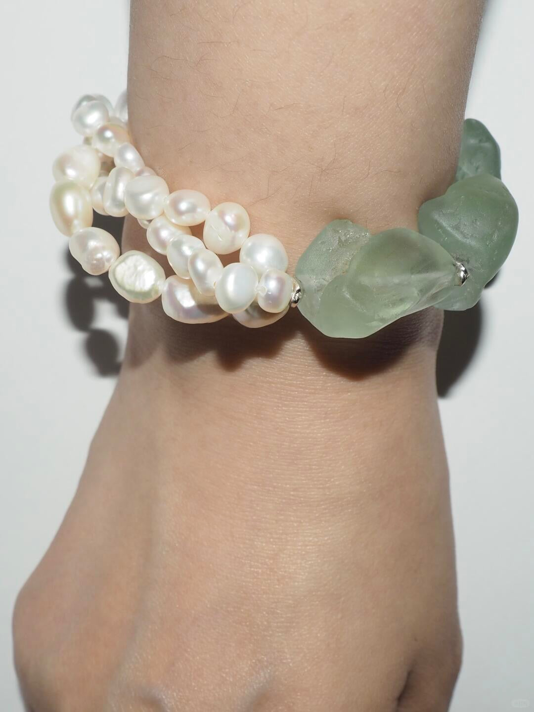 Zarina Moonlight Fluorite Pearl Bracelet