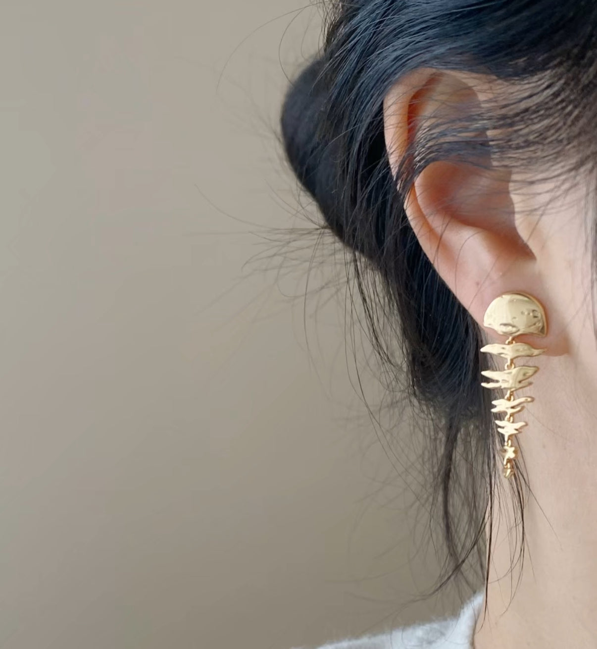 High-grade fishbone earrings